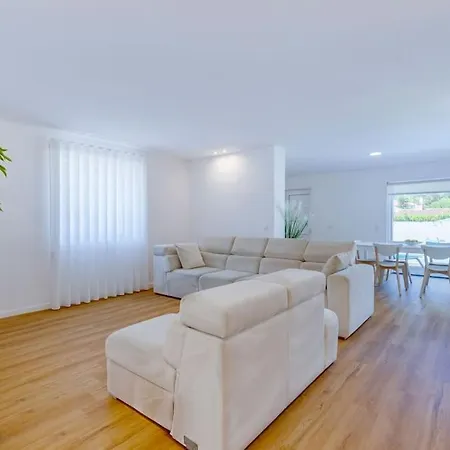 Casa D'areia A 1 Km Da Praia. *