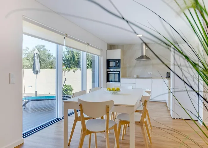 Casa D'areia A 1 Km Da Praia. *